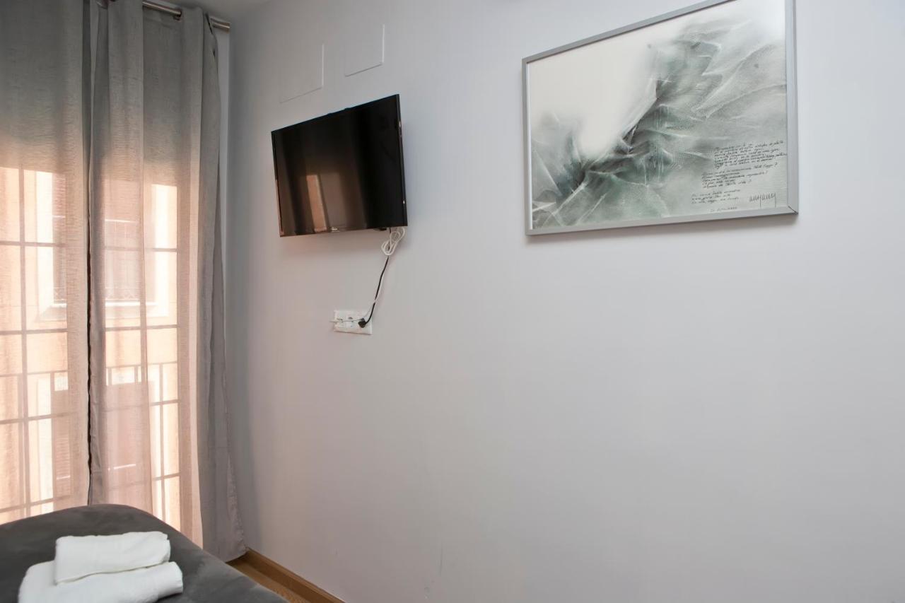 Appartamento Luz Y Tranquilidad En El Casco Historico - Parking Gratis Siviglia Esterno foto