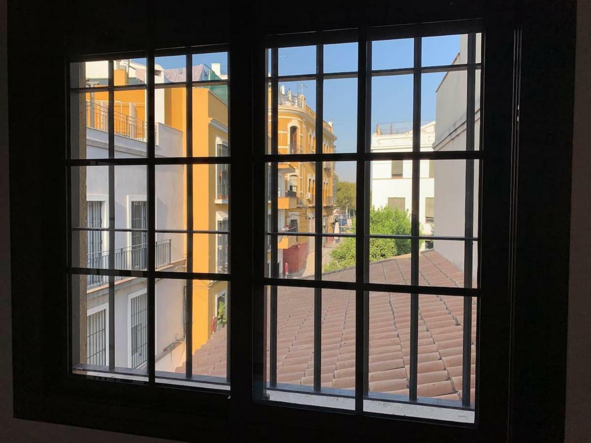 Appartamento Luz Y Tranquilidad En El Casco Historico - Parking Gratis Siviglia Esterno foto